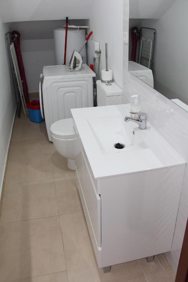 Estudios Tisifone La Cala Del Moral ภายนอก รูปภาพ
