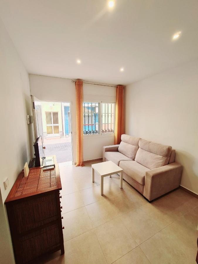 Estudios Tisifone La Cala Del Moral ภายนอก รูปภาพ